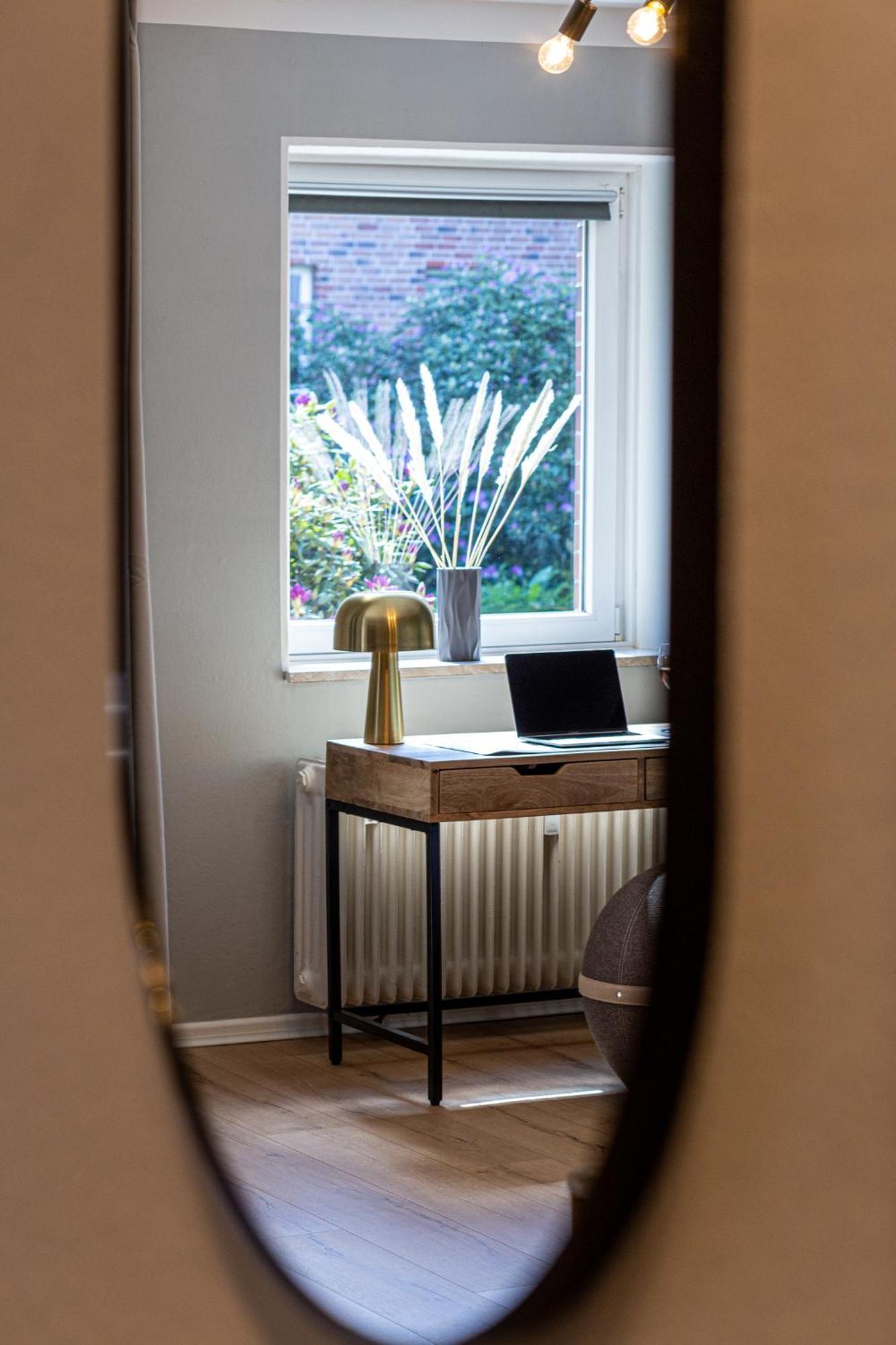 Have-A-Nice-Stay - Nahe Bahnhof Ahrensburg - 20 Minuten Nach Hamburg - Trotzdem Ruhig Gelegen - 6 Minuten Zu Fuss Ins Zentrum Ahrensburg - Modern Eingerichtet Εξωτερικό φωτογραφία