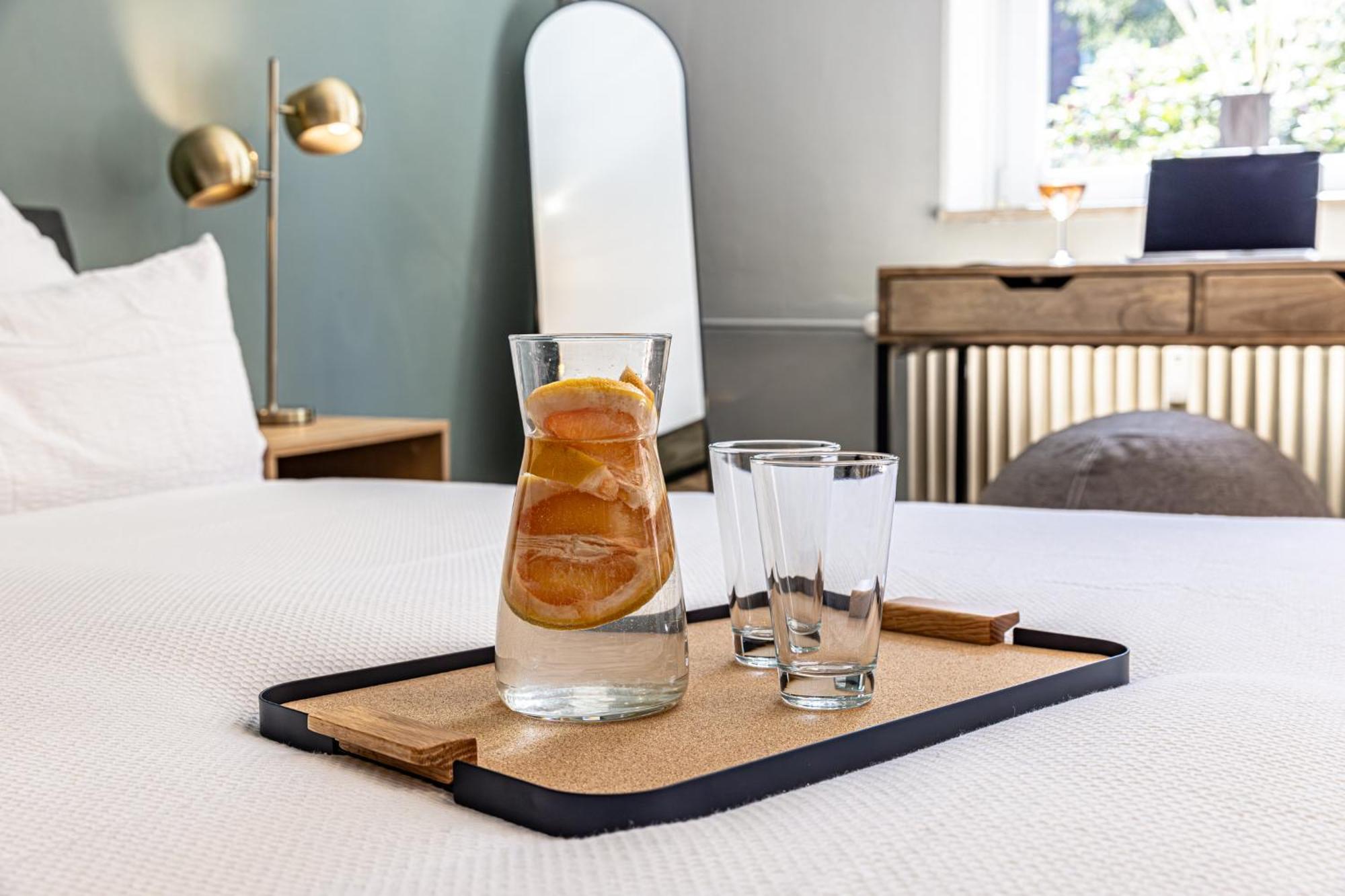 Have-A-Nice-Stay - Nahe Bahnhof Ahrensburg - 20 Minuten Nach Hamburg - Trotzdem Ruhig Gelegen - 6 Minuten Zu Fuss Ins Zentrum Ahrensburg - Modern Eingerichtet Εξωτερικό φωτογραφία
